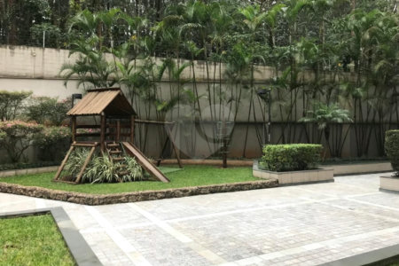 Apartamento à venda com 3 quartos, sendo 1 suíte, em Vila Andrade, São Paulo, SP