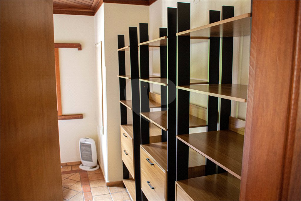 Sítio à venda com 4 quartos, sendo 2 suítes, em Jardim Guaçu, São Roque, SP