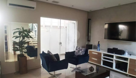Casa à venda com 4 quartos, sendo 2 suítes,  no condomínio Residencial Jardim das Palmeiras, Vinhedo - SP