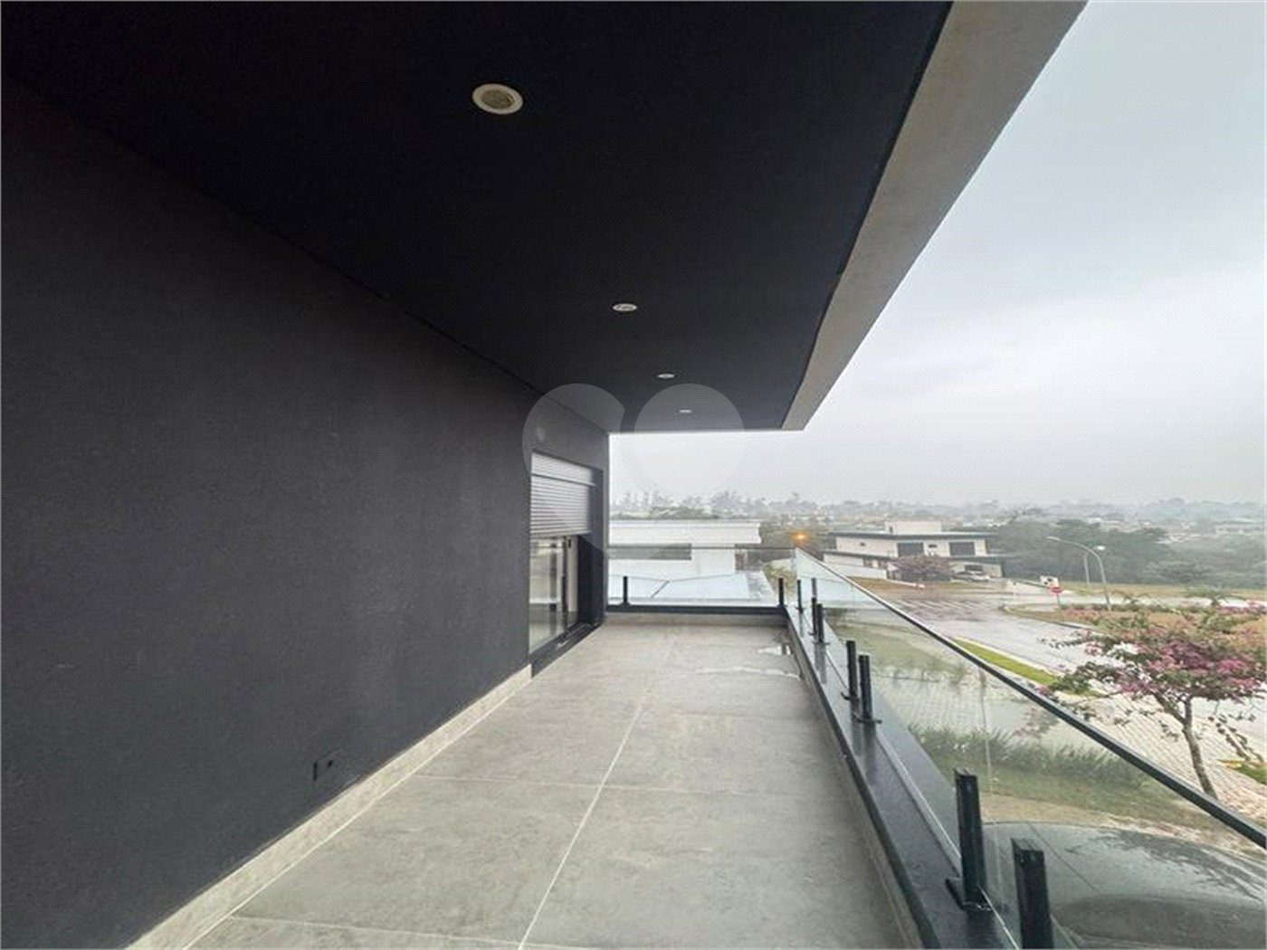 Casa à venda com 4 quartos, sendo 3 suítes,  no condomínio Alphaville Castelo, Itu - SP