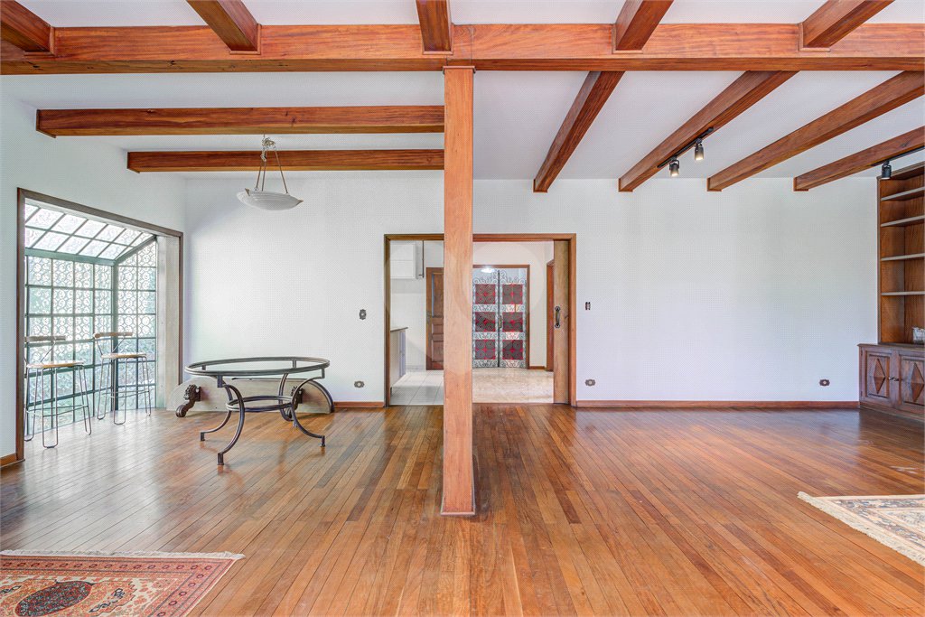 Casa Térrea à venda com 4 quartos, sendo 1 suíte, em Jardim Marajoara, São Paulo, SP