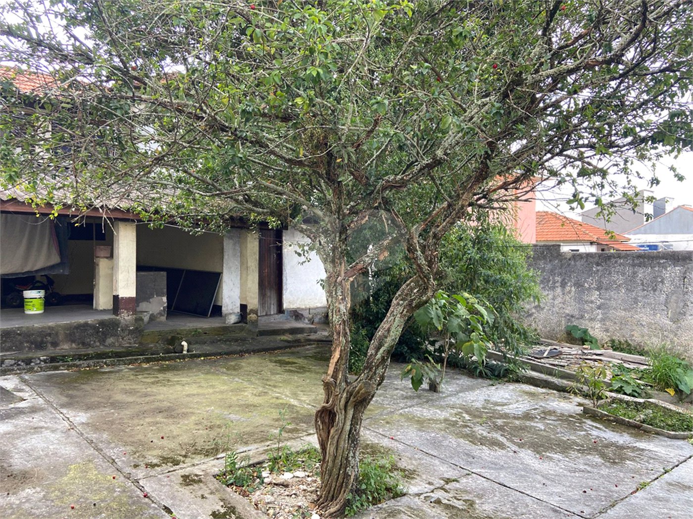 Terreno à venda com 3 quartos no Centro, Poá, SP