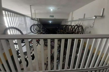 Apartamento com 2 dormitórios à venda, 89 m² por R$ 770.000,00 - Vila Guilhermina - Praia Grande/SP