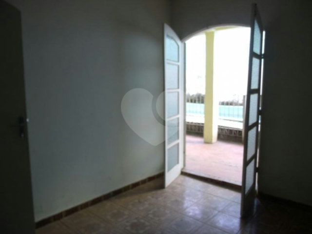 Casa Térrea à venda com 6 quartos em Imirim, São Paulo, SP