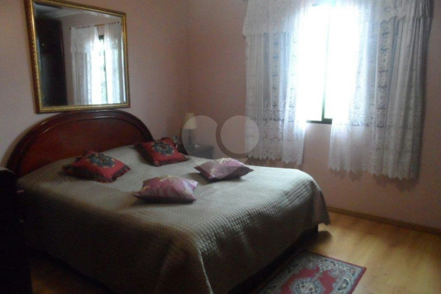Sobrado à venda com 3 quartos, sendo 1 suíte, em Jardim Virginia Bianca, São Paulo, SP