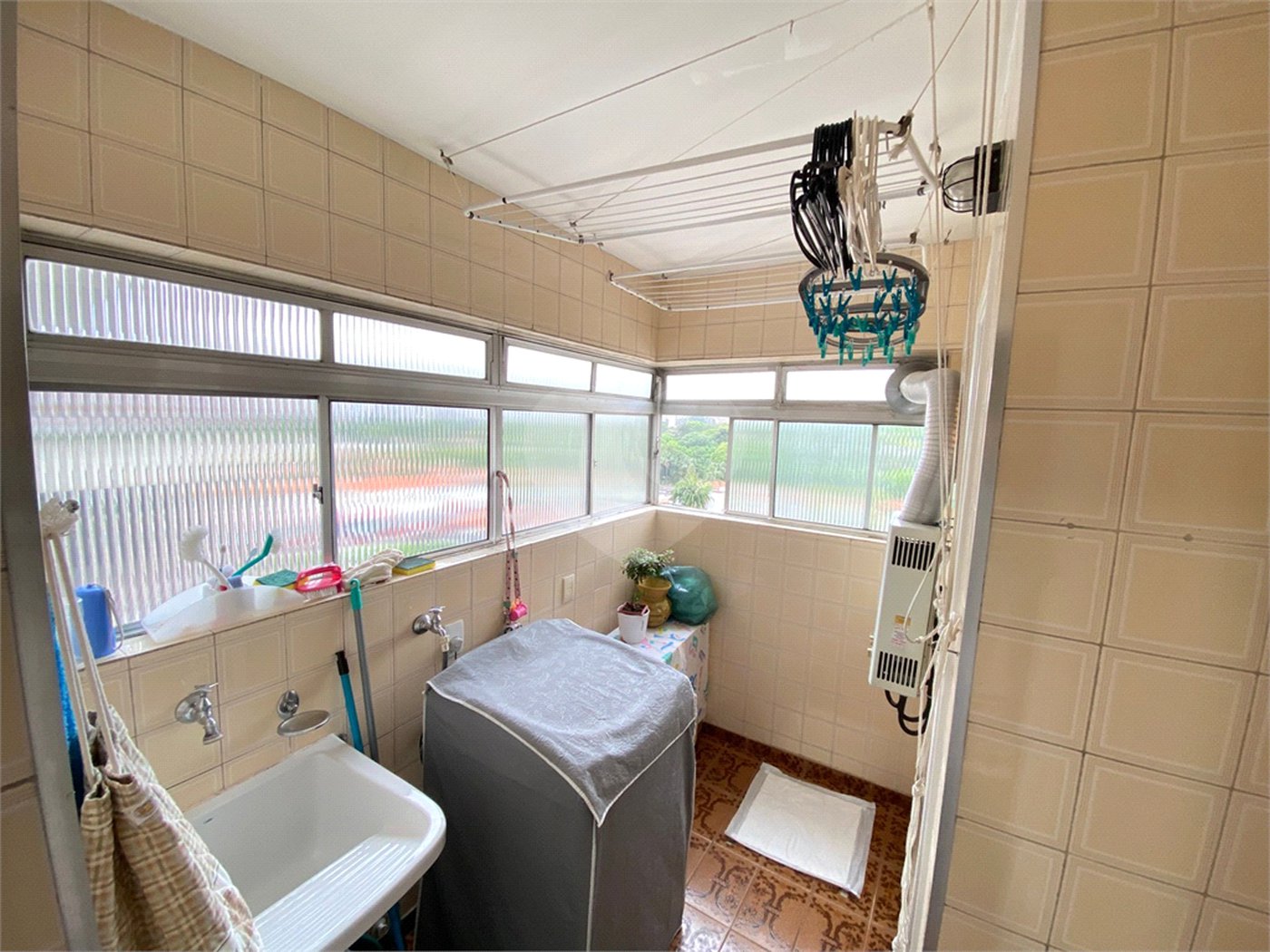 Cobertura à venda com 3 quartos, sendo 1 suíte,  em Brooklin Paulista, São Paulo, SP