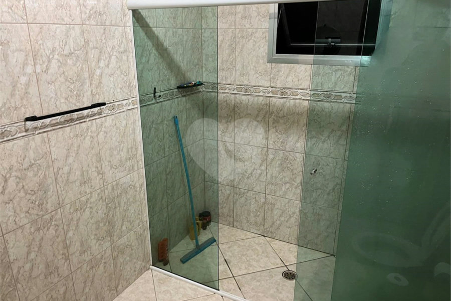 Sobrado à venda com 3 quartos em Jaraguá, São Paulo, SP