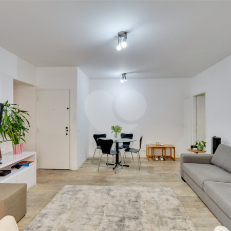 Apartamento à venda com 3 quartos, sendo 1 suíte, em Vila Olímpia, São Paulo, SP