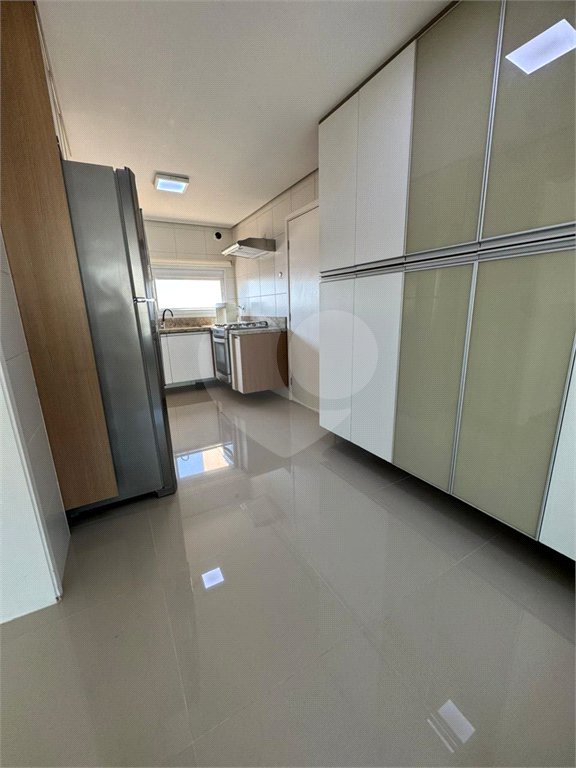 Apartamento para alugar com 4 quartos, sendo 3 suítes,  em Vila Gomes Cardim, São Paulo, SP