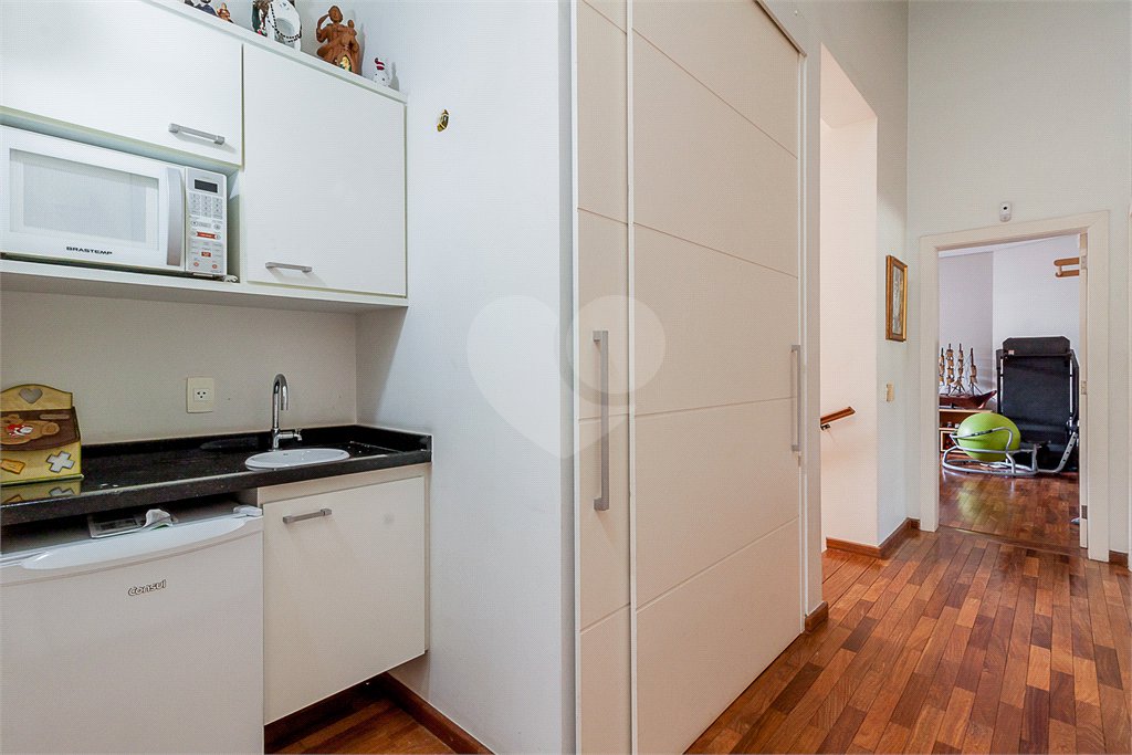 Casa à venda com 4 suítes em Alto da Lapa, São Paulo, SP