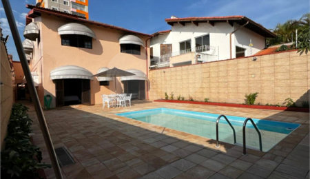 Sobrado à venda com 3 quartos, sendo 2 suítes, em Alto Ipiranga, Mogi das Cruzes, SP