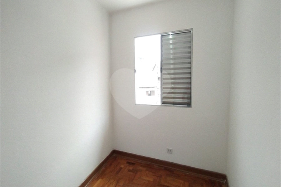 SOBRADO DE 100 M² COM 03 DORMITÓRIOS, VAGA E QUINTAL PARA LOCAÇÃO (OU VENDA) NO JARDIM DO COLEGIO-SANTANA