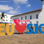 Casa à venda com 4 quartos, sendo 2 suítes, no condomínio Terras do Vale, Caçapava - SP