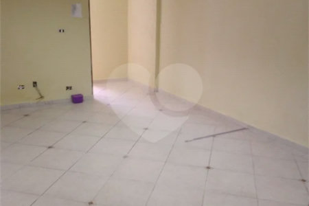 Sobrado à venda com 3 quartos em Santana, São Paulo, SP