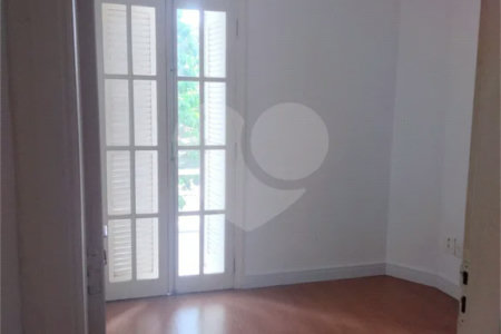 Sobrado à venda com 3 quartos, sendo 1 suíte, em Jardim São Paulo(zona Norte), São Paulo, SP