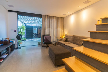Casa de Vila à venda com 2 quartos em Vila São Francisco (zona Sul), São Paulo, SP