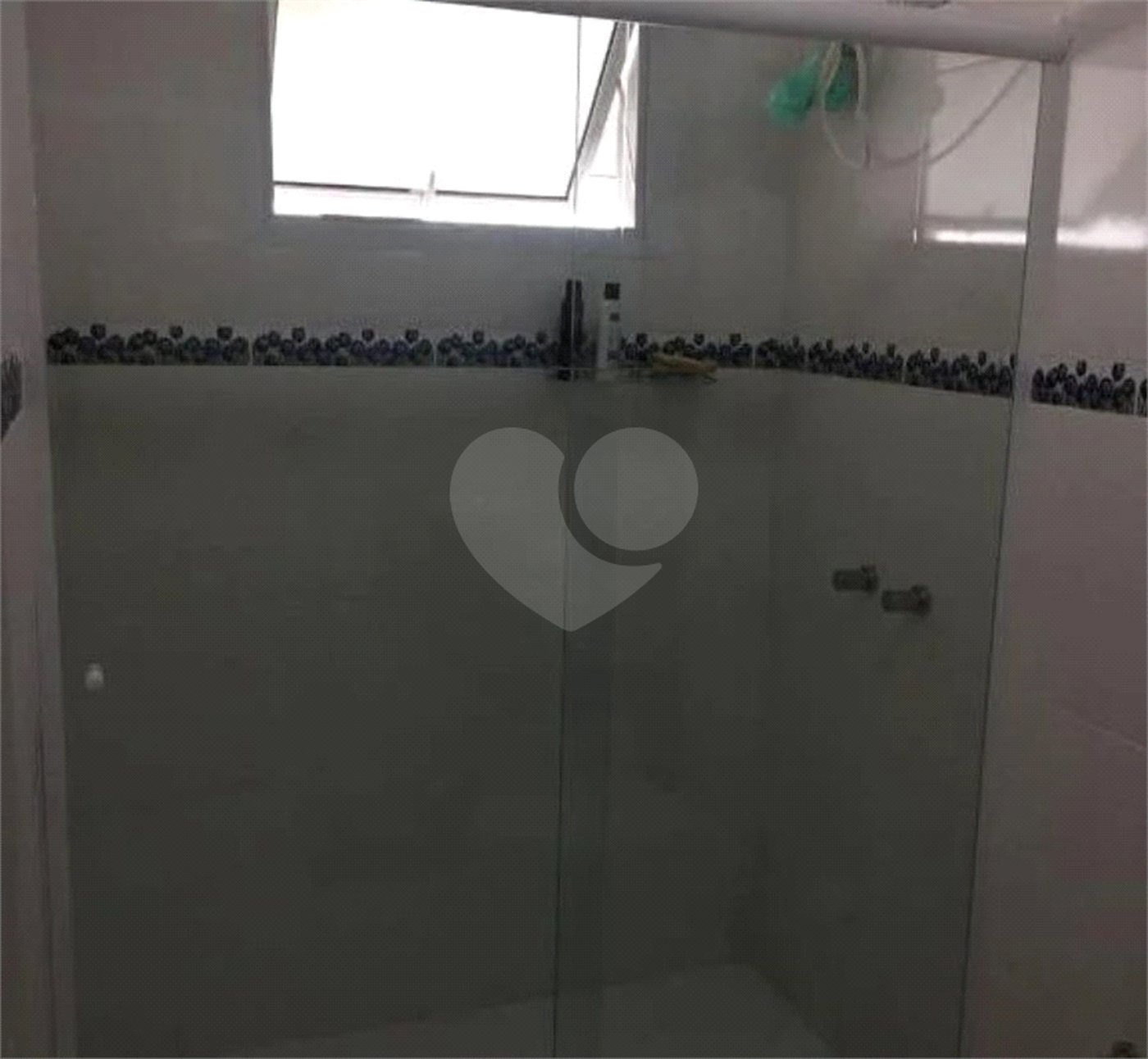Condomínio à venda com 4 quartos, sendo 2 suítes, em Colinas do Paratehy, Mogi das Cruzes, SP