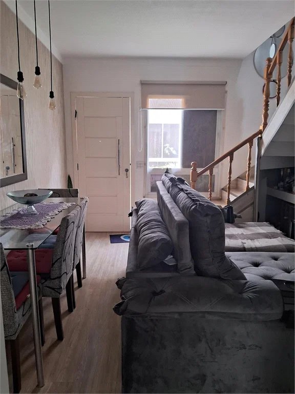 Casa à venda com 2 quartos no condomínio Viva Caucaia IV, Cotia - SP