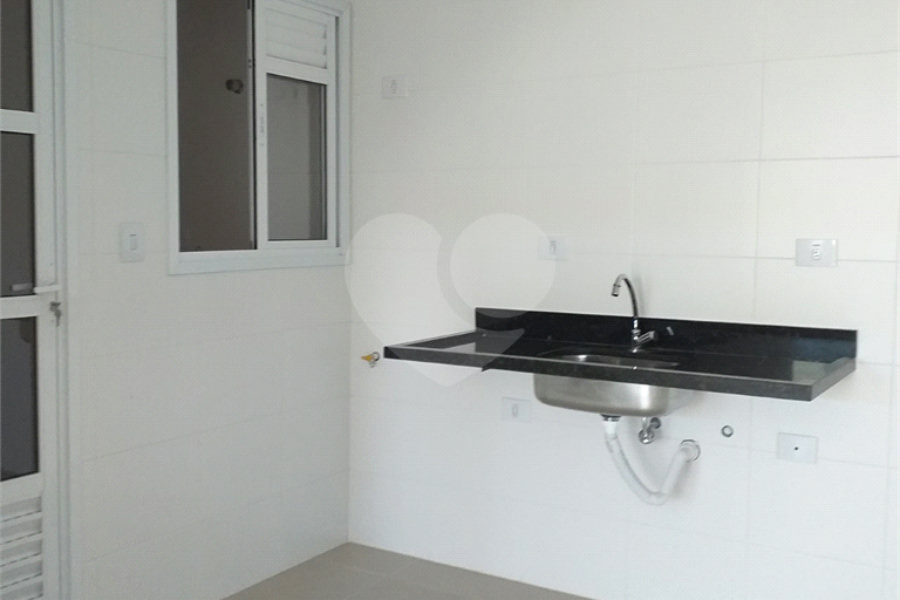 Casa à venda com 2 suítes no condomínio martinha, São Paulo - SP