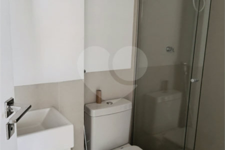 Apartamento à venda ou para alugar com 3 suítes em Pinheiros, São Paulo, SP