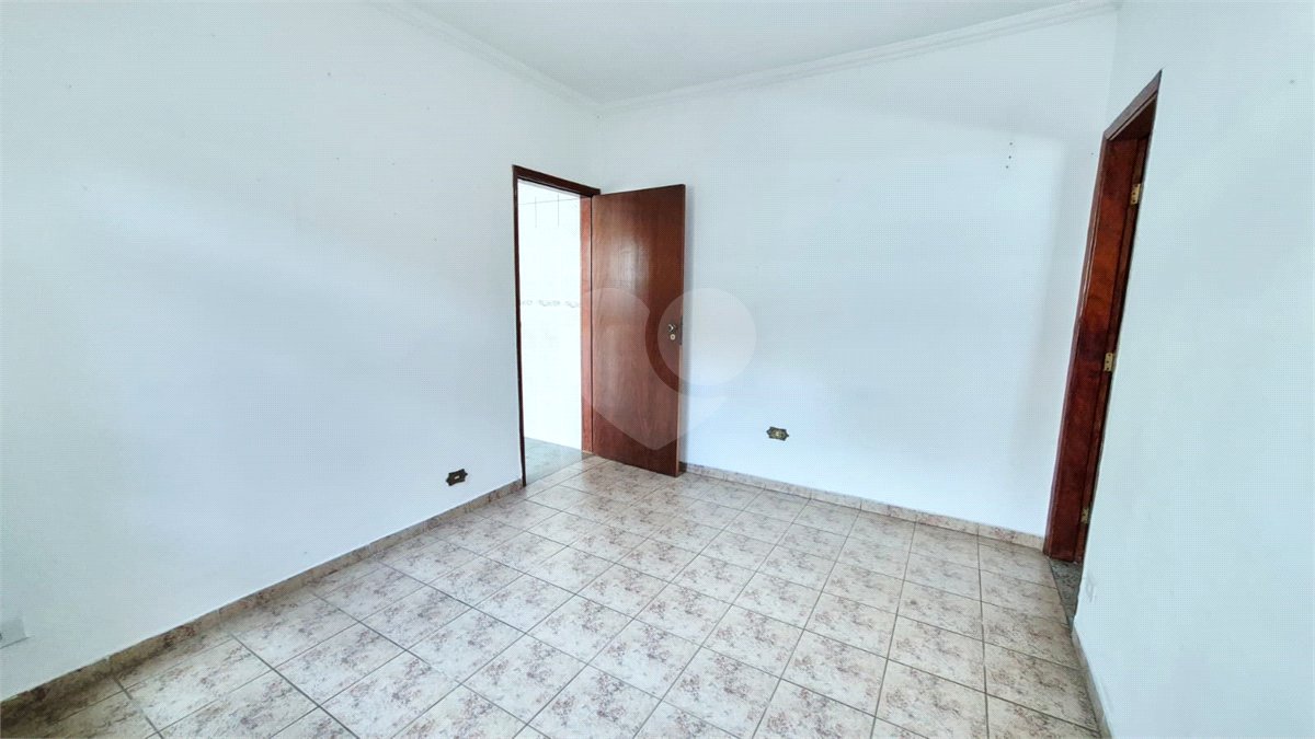 Casa à venda com 2 quartos em Jardim Rosa Maria, São Paulo, SP