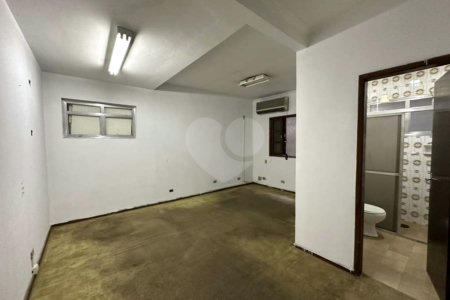 Casa à venda com 4 quartos, sendo 2 suítes, em Sumaré, São Paulo, SP