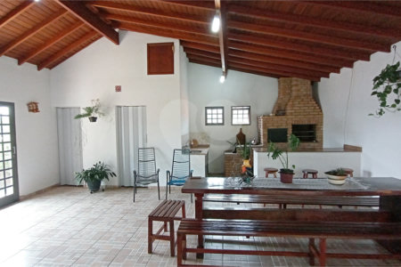 Chácara à venda com 3 quartos no Centro, Vinhedo, SP