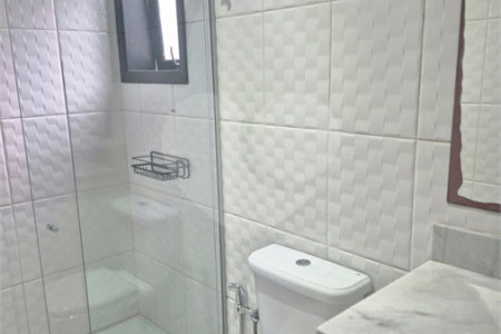 Casa de Vila à venda com 4 quartos, sendo 3 suítes, em Chácara Santo Antônio, São Paulo, SP