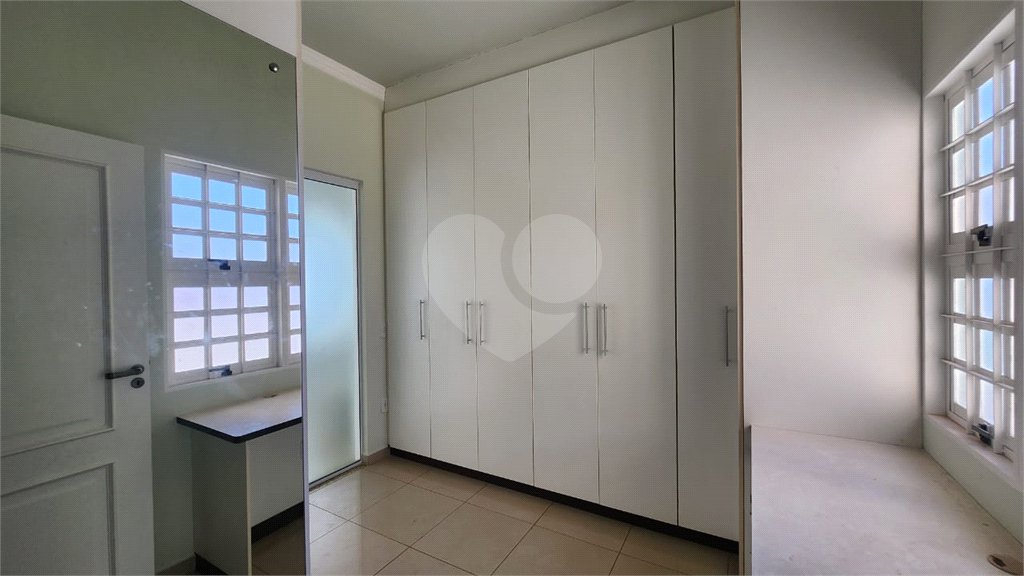 Sobrado para alugar com 3 quartos, sendo 1 suíte, em Altos do Jaraguá, Araraquara, SP