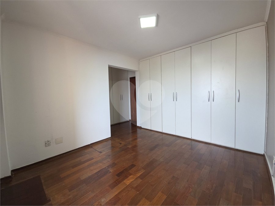 Apartamento à venda com 3 quartos, sendo 2 suítes, no Centro, Sorocaba, SP
