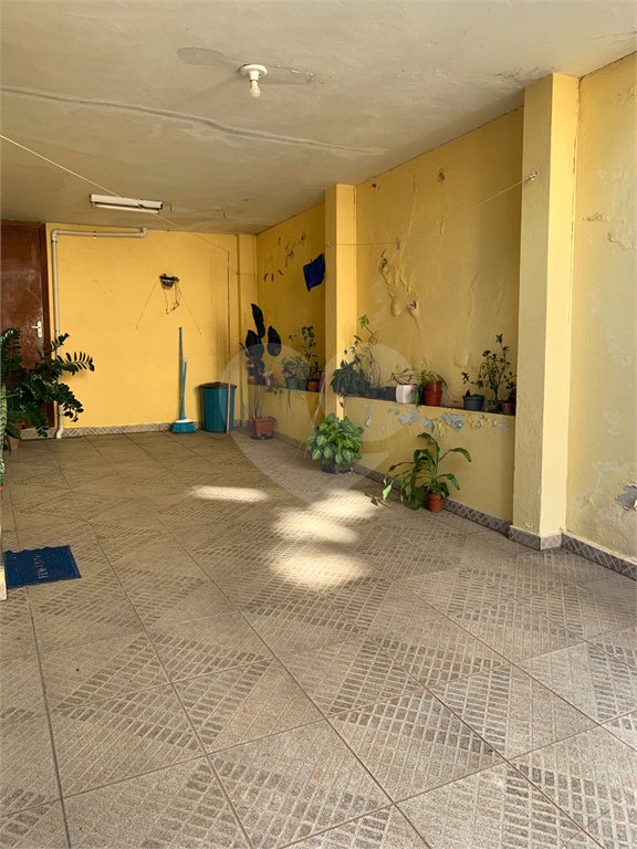 Sobrado à venda com 2 quartos em Santana, São Paulo, SP