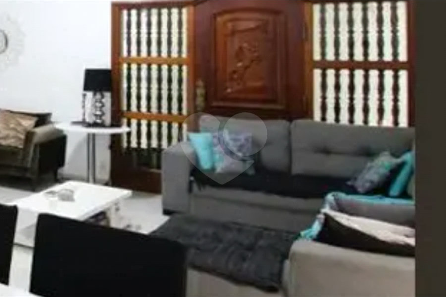 Casa à venda com 4 quartos, sendo 1 suíte, em Vila Guilherme, São Paulo, SP