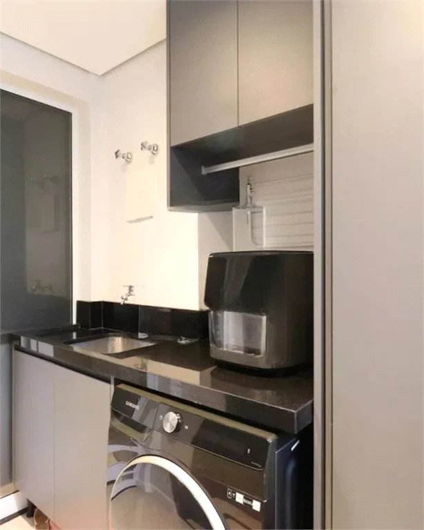 Apartamento à venda com 4 quartos, sendo 2 suítes, em Vila Anastácio, São Paulo, SP