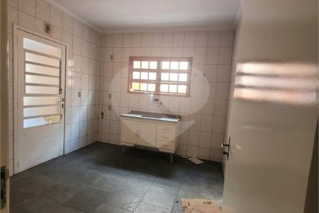 Casa à venda com 3 quartos, sendo 1 suíte, em Vila Vitório Mazzei, São Paulo, SP