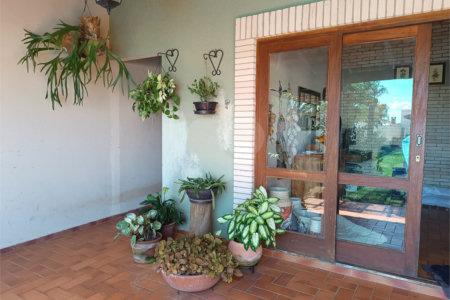 Chácara à venda com 3 quartos, sendo 1 suíte,  em Vila São Gonçalo, Itapetininga, SP