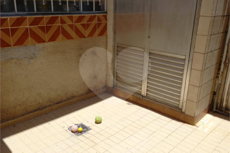 Sobrado à venda com 2 quartos em Vila Ipojuca, São Paulo, SP