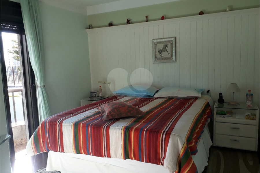 Apartamento à venda com 3 suítes em Santana, São Paulo, SP