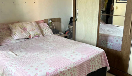 Casa à venda com 3 quartos em Jardim Suína, Taboão da Serra, SP