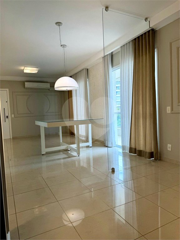 Apartamento à venda com 3 quartos, sendo 30 suítes,  em Jardim Judith, Sorocaba, SP