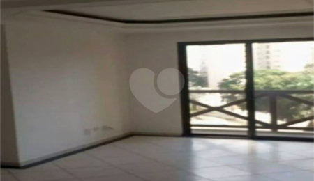 Apartamento à venda com 3 quartos, sendo 1 suíte,  em Vila Vermelha, São Paulo, SP