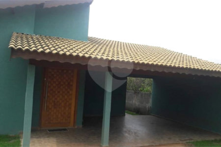 Chácara à venda com 5 quartos, sendo 2 suítes, em Campos de Atibaia, Atibaia, SP