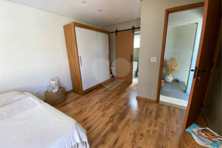 Sobrado à venda com 4 quartos, sendo 2 suítes, em Vila Maria Alta, São Paulo, SP