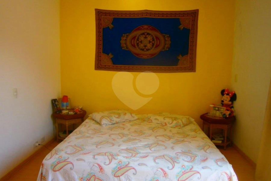 Casa à venda com 4 quartos, sendo 1 suíte, em Horto, São Paulo, SP