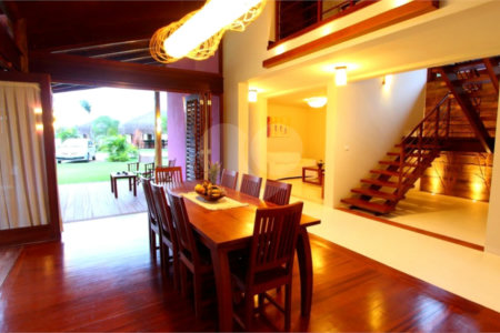 Casa à venda com 4 quartos, sendo 2 suítes, em Praia do Mutá, Porto Seguro, BA