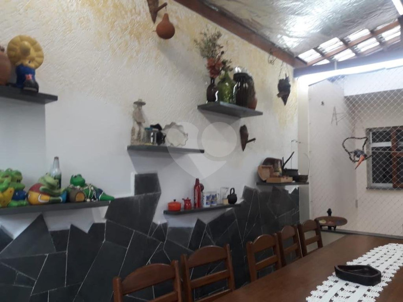 Sobrado à venda com 6 quartos, sendo 2 suítes, em Horto Florestal, São Paulo, SP