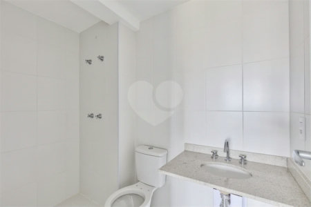Apartamento à venda com 2 quartos, sendo 1 suíte, em Alto da Boa Vista, São Paulo, SP