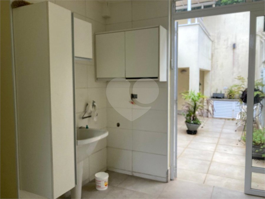 Casa para alugar com 3 quartos, sendo 1 suíte, em Santo Amaro, São Paulo, SP