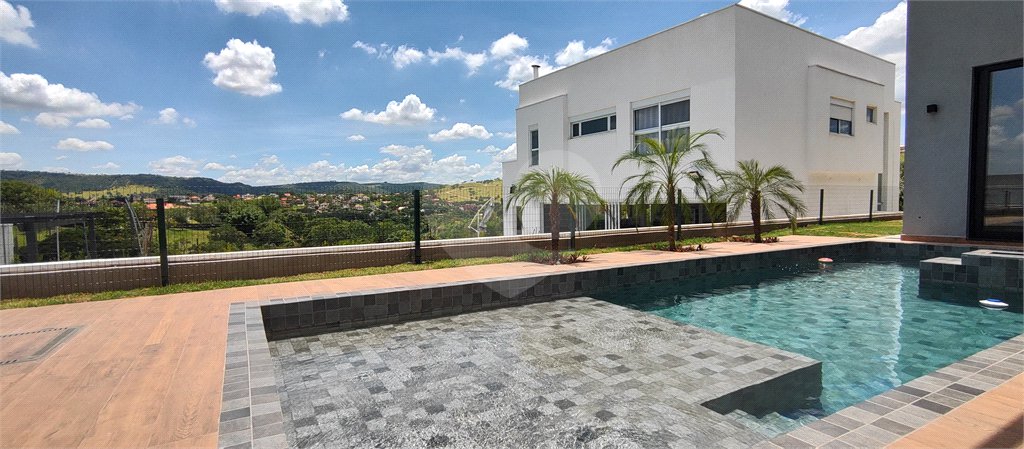 Casa à venda com 4 suítes no condomínio Campos de Santo Antonio II, Itu - SP