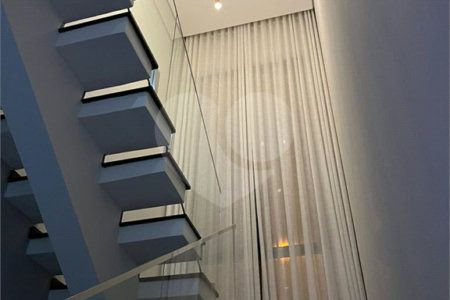 Casa à venda com 3 quartos, sendo 1 suíte, no condomínio Horto Florestal Villagio, Sorocaba - SP