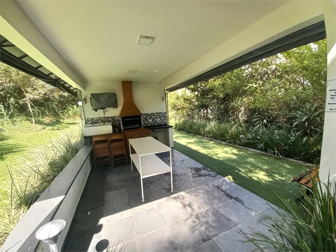 Apartamento à venda com 3 quartos, sendo 1 suíte,  em Vila Andrade, São Paulo, SP